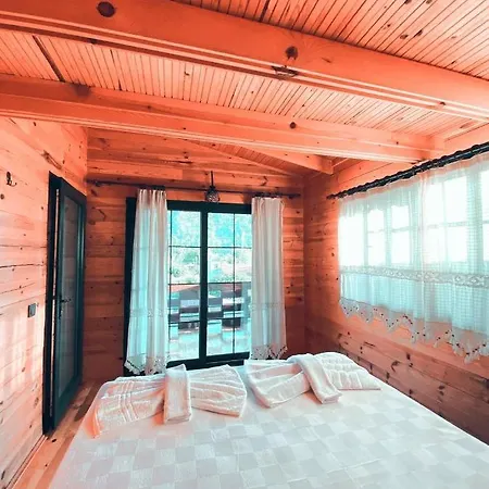 Kairos Pasa Bungalow *