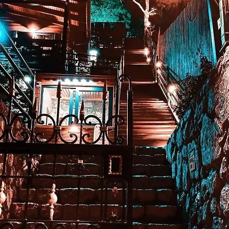 Kairos Pasa Bungalow *